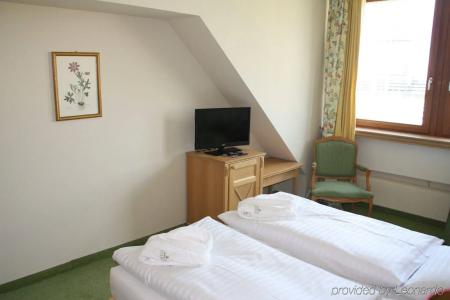 Central-Kaiserhof - 4