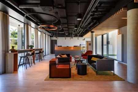 Piazza und Restaurant - 30