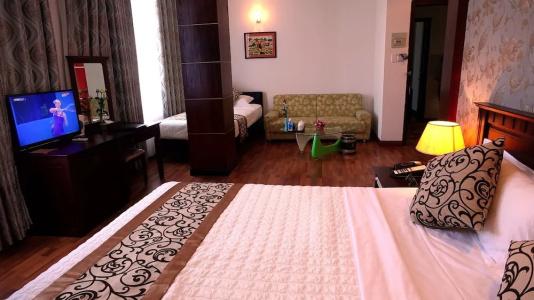 Golden Halong - 32
