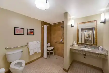 Comfort Suites El Paso West - 9