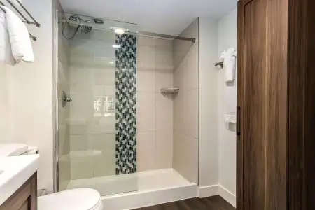 Hospitality Suite Resort - 34