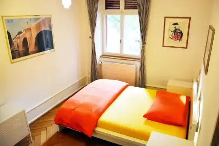 Unique Serviced Living at Airport Line - 2