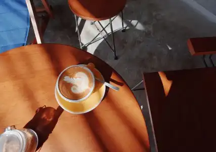 TAN Hostel x Cafe - Adults Only - 7