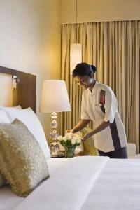 Courtyard by Marriott Mumbai International Airport - 19