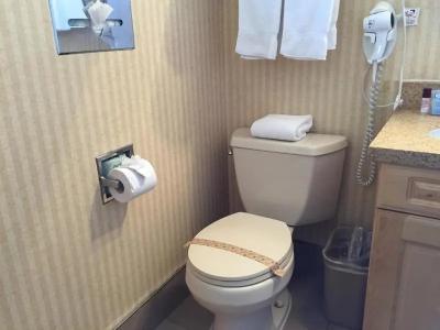 Inn on Broadway - 18