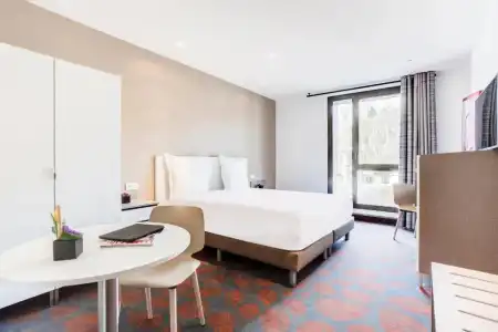 Spark by Hilton Lyon Park Saone - 43