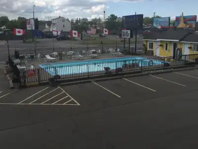 Niagara Falls Courtside Inn - 13