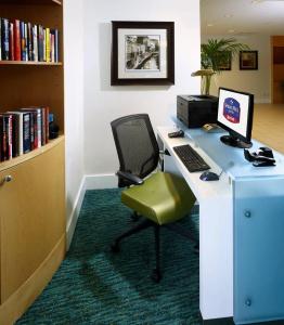SpringHill Suites Houston Medical Center/NRG Park - 6