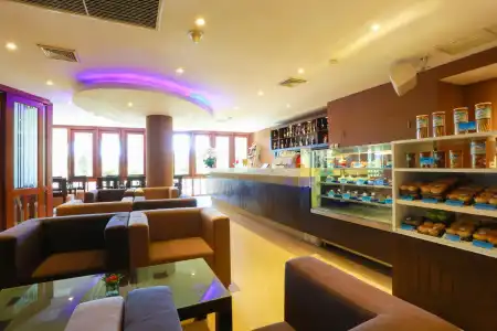 Amari Bangsaen - 17
