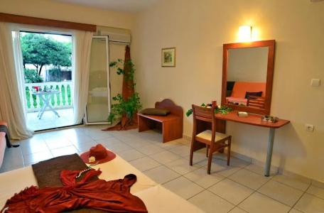 Belussi Beach & Suites - 110