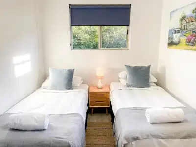 Sea Breeze on Main Beach - 60