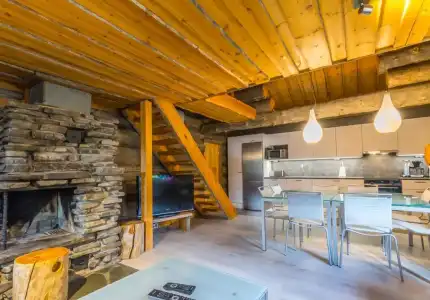 Levikaira Apartments - Log Cabins - 49