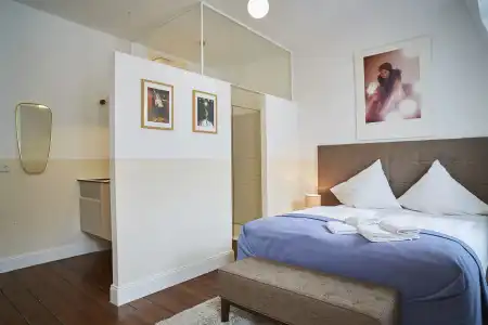 MAISON MARSIL Boutique - 3