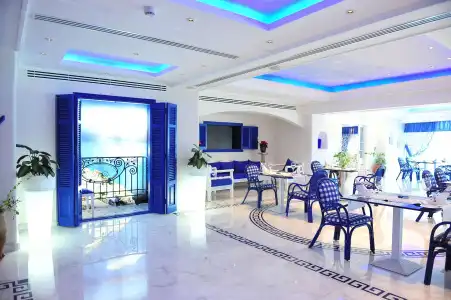 Hilton Alexandria Corniche - 36