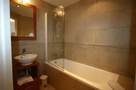 Best Western Le Cheval Blanc - Vieux Port - 137