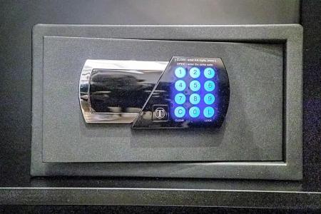 Emma Small Luxury - 32