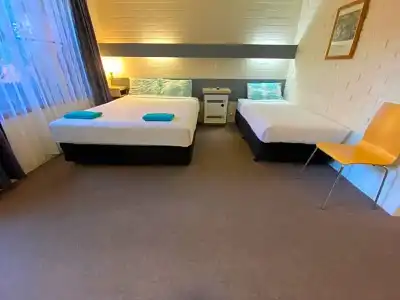 Mahogany Motel - 31