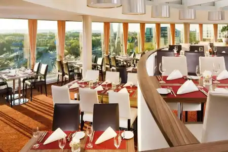 Sheraton Duesseldorf Airport - 17
