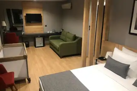 Uzer Otel - 26