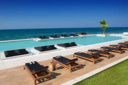 Abaton Island Resort & Spa - 28
