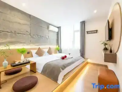 the Dragonfly Guesthouse - 112