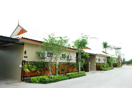 Tontan Resort Cha-Am - 10