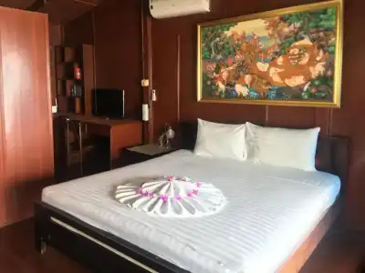 Bang Po Village - 68
