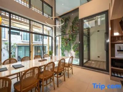 Shan Villas Sukhumvit - 420