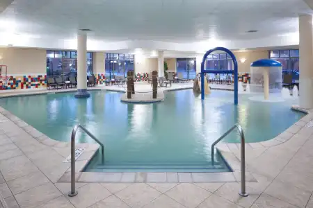 Hampton Inn & Suites Oklahoma City-Bricktown - 13