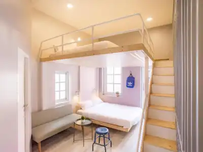 Nornyaowarat Hostel - 41