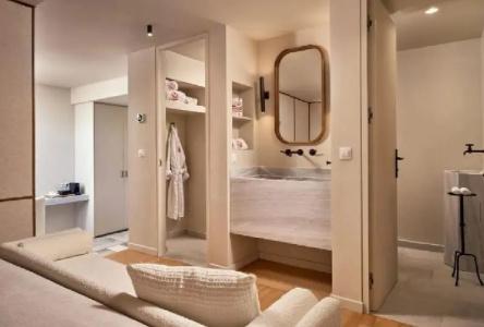 Mykonos Theoxenia Boutique - 89