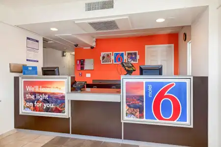 Motel 6 Phoenix North - Bell Road - 10