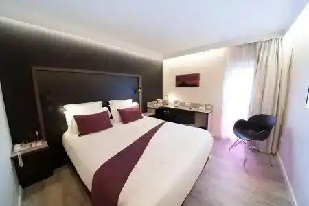 Hôtel le Kennedy, Clermont-Ferrand, The Originals Relais - 73