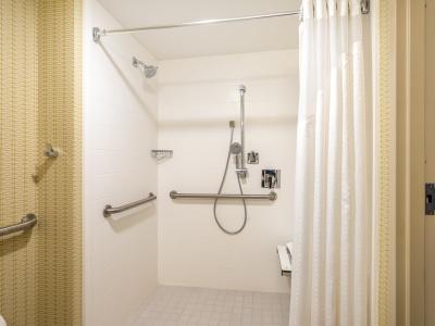 Holiday Inn Greensboro Coliseum by IHG - 36