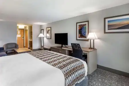 Best Western Plus Las Vegas West - 69