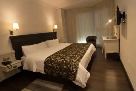 Avent Verahotel - 18