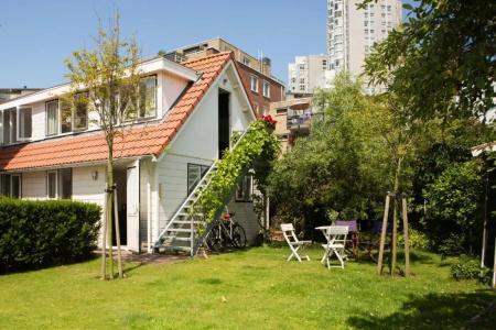 Villa Suisse Bed & Breakfast - 29