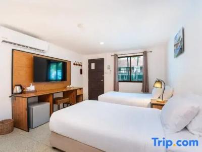 Dolphin Bay Beach Resort - 258
