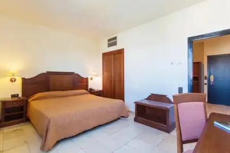 Novotel Valencia Lavant - 50