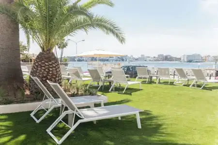 Suites Roc Portonova - 18