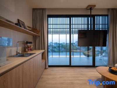 Shan Villas Sukhumvit - 235