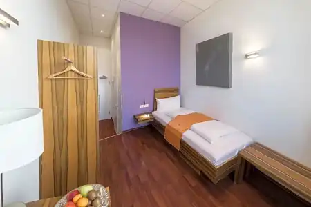 AMH Airport-Messe-Hotel - 25