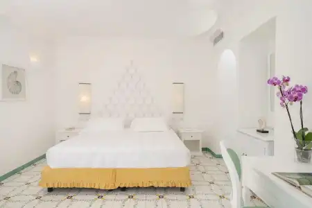 Sina Flora - 11