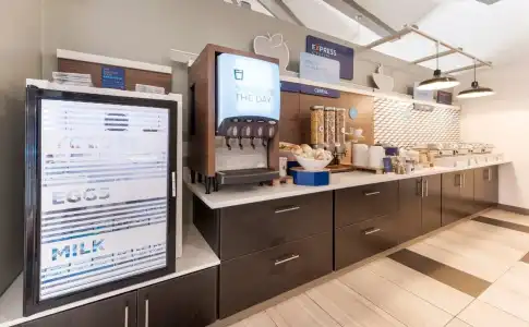 Holiday Inn Express Columbus Downtown by IHG - 35