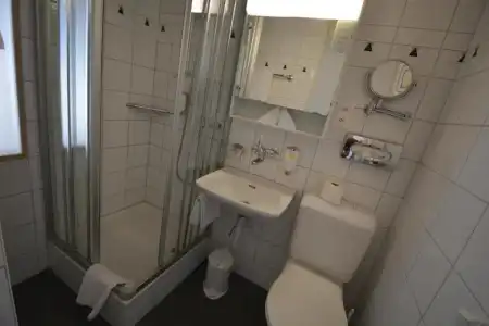 HOP Apartments & Suites - 77