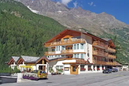 Monte Rosa - Three Bedroom No.4 - 8