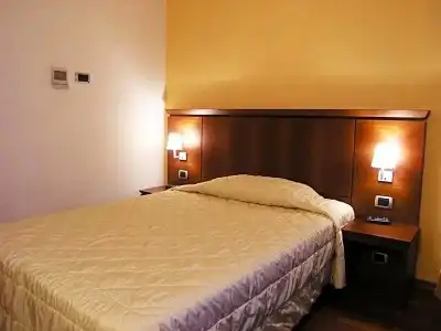 Dado International - 52