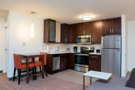 Residence Inn Green Bay Downtown - 10