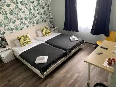 Capitol Zentrum - 24h - - 67