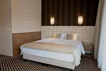 White Resort - 86